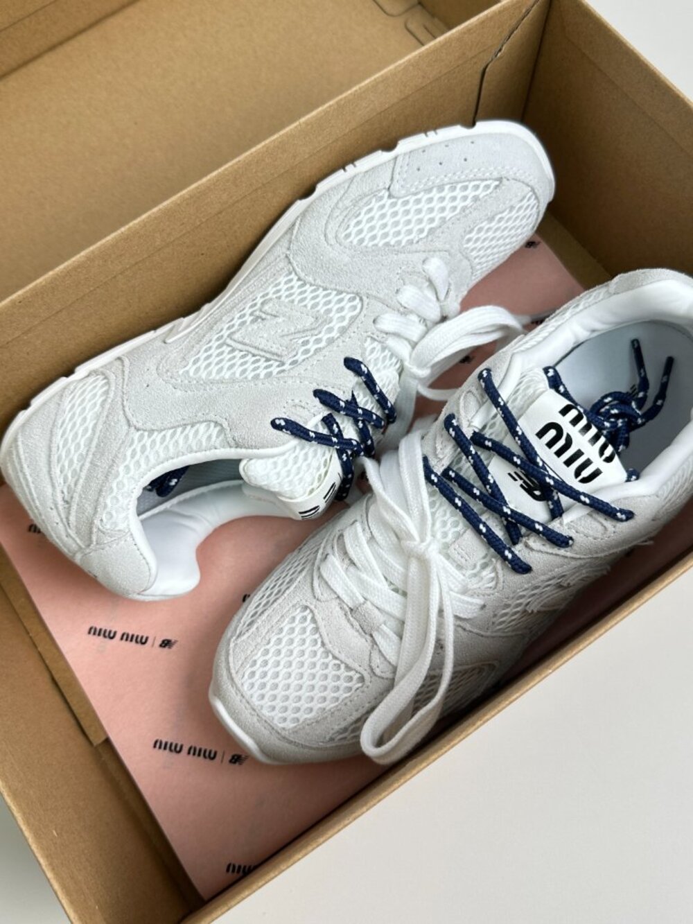 Miu Miu x New Balance grey and white retro running shoes - Picture 5 of 5